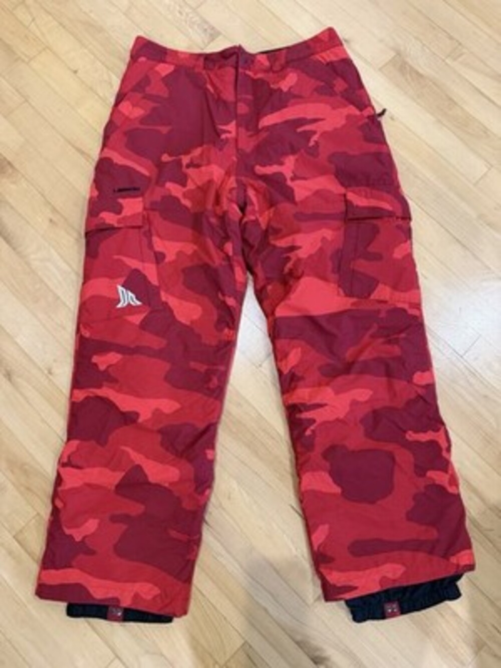 Legion Snowboard Ski Pants Men's Size Large Red Camouflage Cargo Pockets Lined